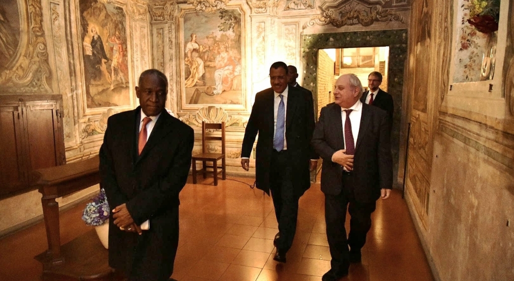 El presidente de la República de Níger, Mohamed Bazoum, de visita en Sant'Egidio