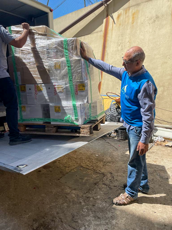 Un carregament de medicaments arriba a les víctimes del terratrèmol de Síria