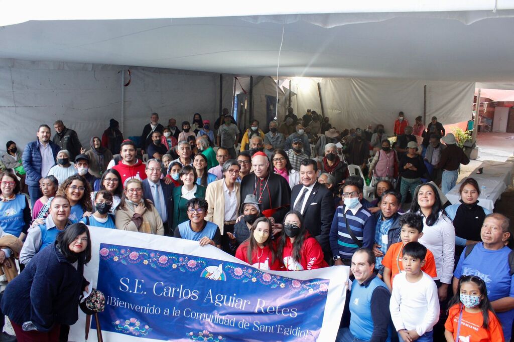 La visite du Cardinal Carlos Aguiar Retes à la Communauté de Sant'Egidio de Mexico