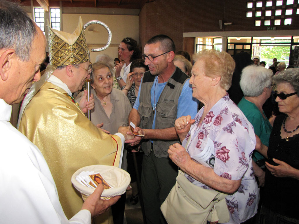 Liturgia celebrata da Mons. Marciante, con gli anziani degli istituti della zona sud di Roma