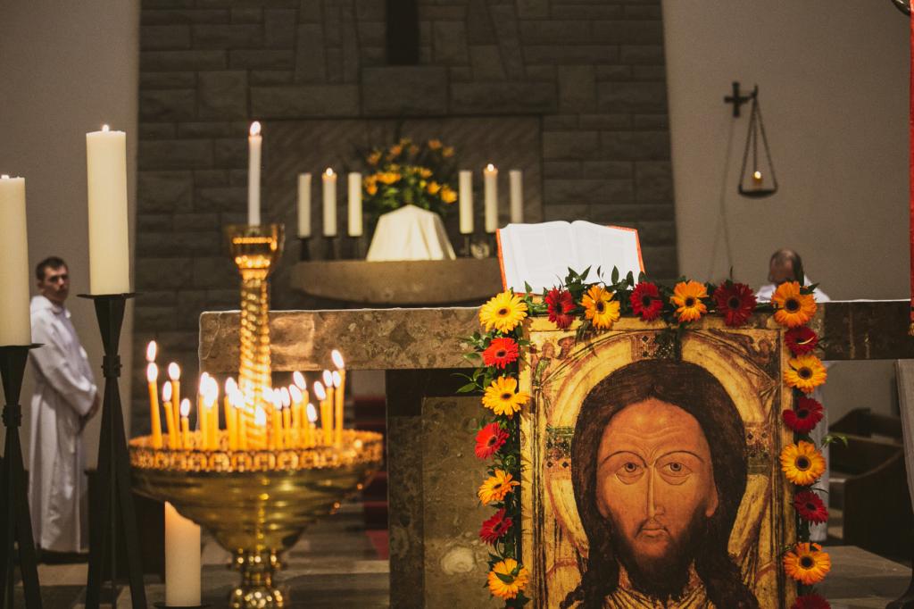 „Ta modlitwa uczy nas drogi do świadectwa radykalnego”. Ekumeniczna Liturgia Męczenników w Warszawie