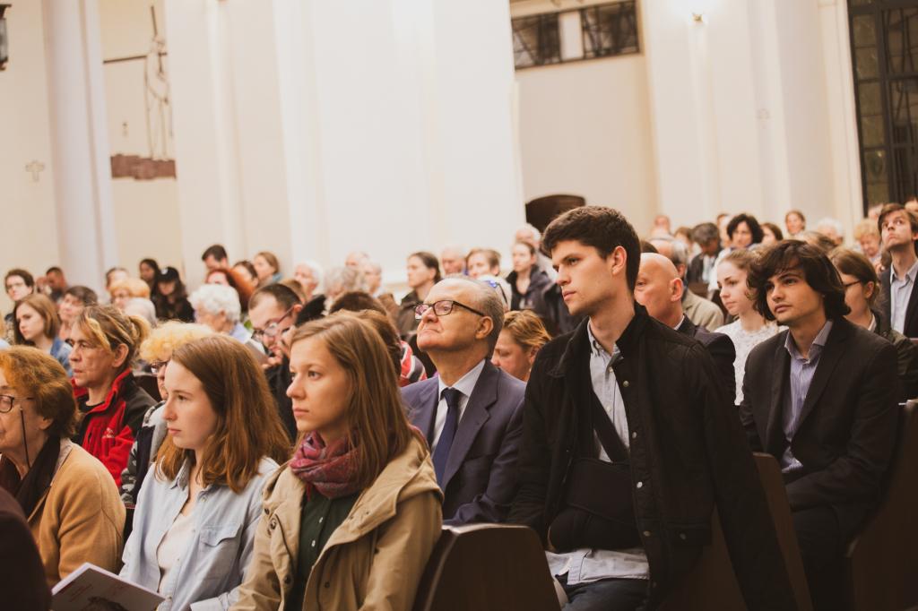 „Ta modlitwa uczy nas drogi do świadectwa radykalnego”. Ekumeniczna Liturgia Męczenników w Warszawie