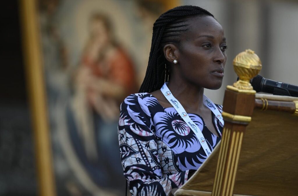 Alla Veglia di Pentecoste dei Movimenti e delle Nuove Comunità la testimonianza di Aline Minani della Comunità di Sant'Egidio