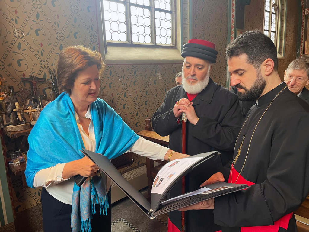 Bezoek Assyrische patriarch Mar Awa III aan Sant’Egidio Antwerpen