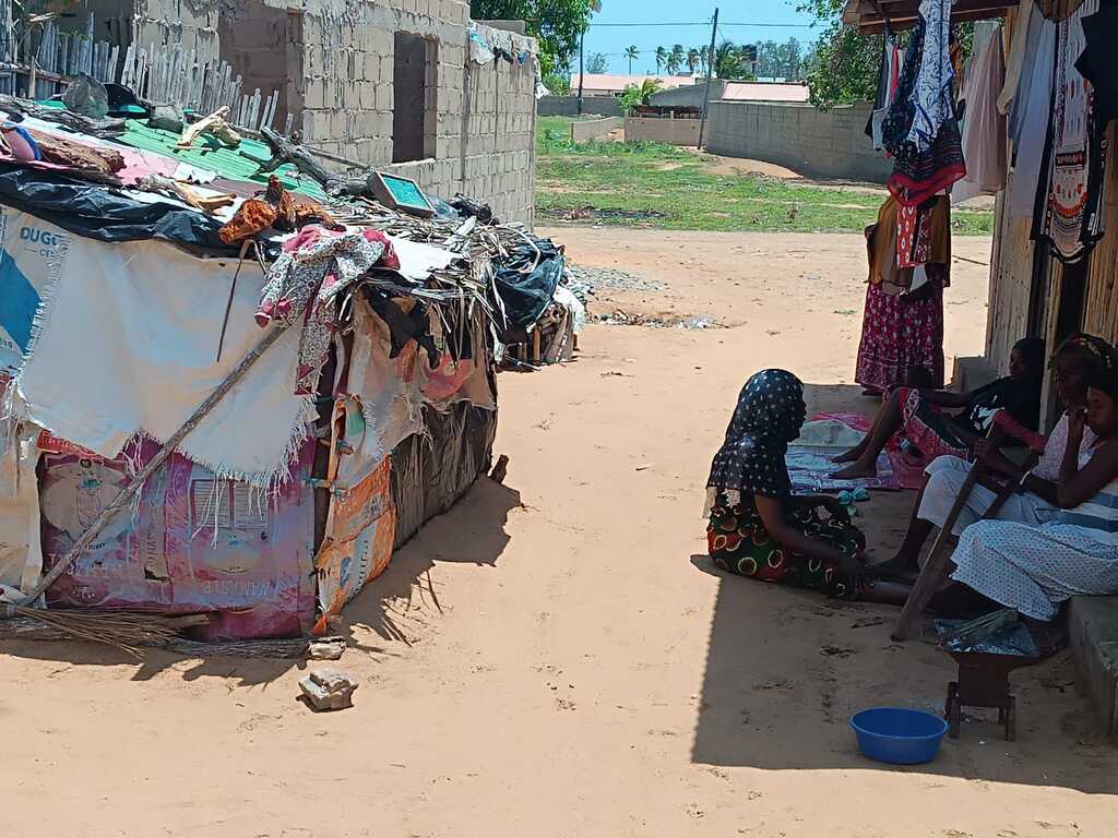 Quand le mal frappe deux fois : le cyclone Chido frappe des milliers de personnes déplacées dans le nord du Mozambique, les laissant dépourvues de tout