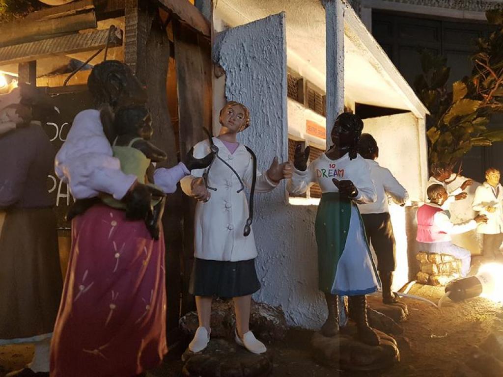 Visita al presepe di Santa Maria in Trastevere: attorno a Gesù che nasce, un popolo di poveri ritrova la speranza