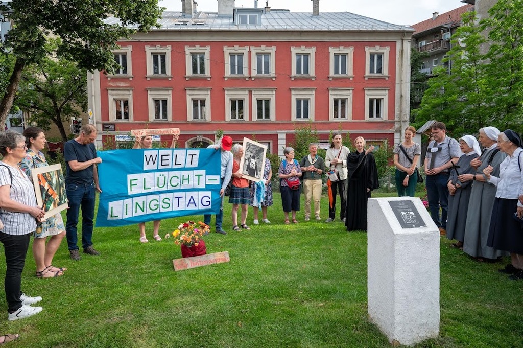 Bewegende Gebetswachen an verschiedenen Orten in Deutschland und Österreich zum Weltflüchtlingstag 