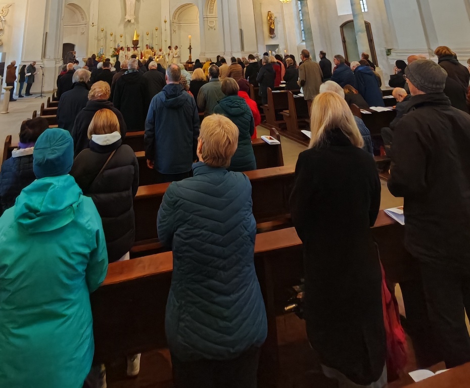 Dankgottesdienst in Würzburg zum 56. Jahrestag der Gemeinschaft Sant'Egidio mit vielen ärmeren Freunden