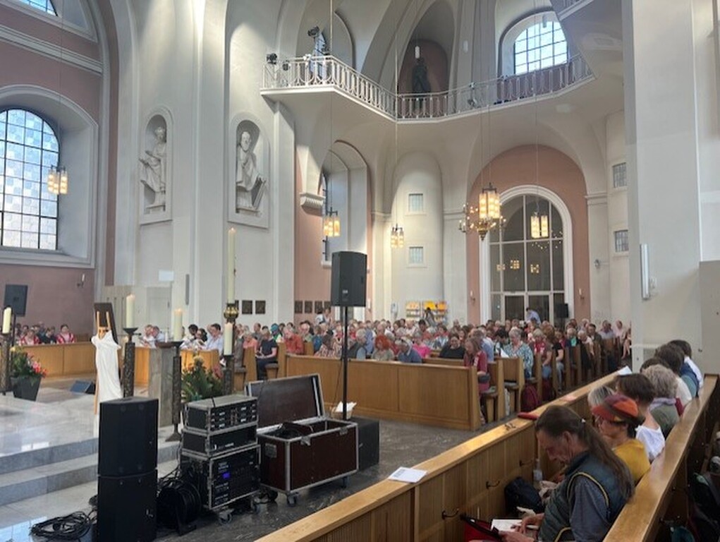 Ad Hannover una preghiera per la pace con Sant'Egidio apre il Kirchentag, il biennale incontro ecumenico promosso dalla Chiesa evangelica tedesca