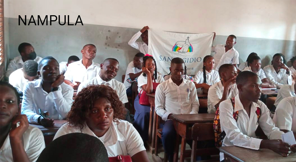 Pour le 30ème anniversaire de la paix, les Communautés de Sant'Egidio parlent de paix aux nouvelles générations dans tout le Mozambique : rencontres, fêtes, assemblées dans une dizaine de villes