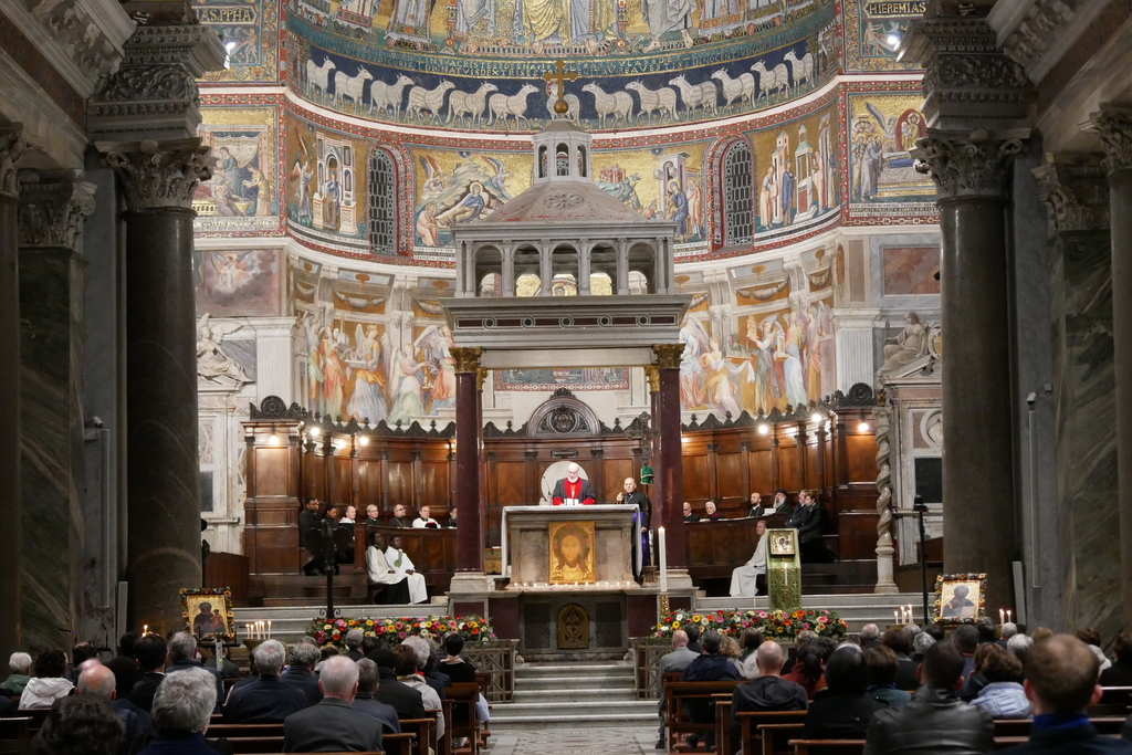 Il patriarca della Chiesa assira d'Oriente, Mar Awa Royel III, con una delegazione, in visita alla Comunità di Sant'Egidio