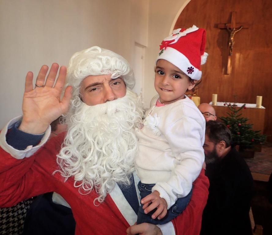 Natal bersama Sant'Egidio: sebuah pesta di mana tidak dapat dibedakan siapa yang melayani dan dilayani. Dari Roma ke seluruh dunia