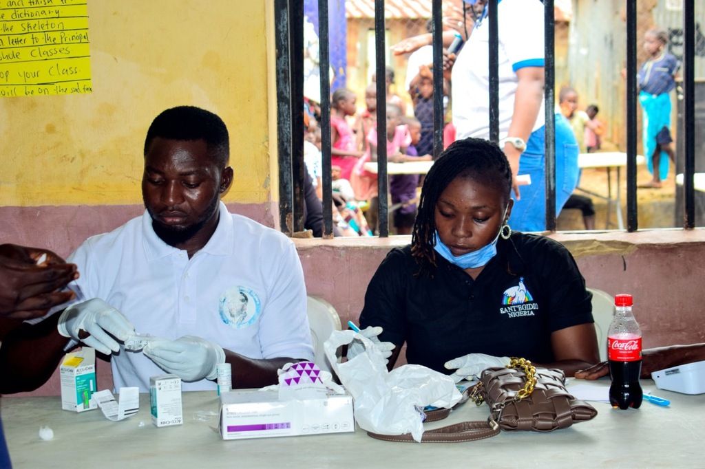 Sant'Egidio sets up a 'Medical Outreach' at the IDPs camp in Abuja