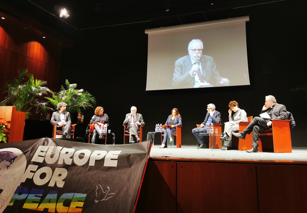 Der Friede kann den Krieg gewinnen. Kundgebung Europe for Peace in Verona. Der Beitrag von Andrea Riccardi