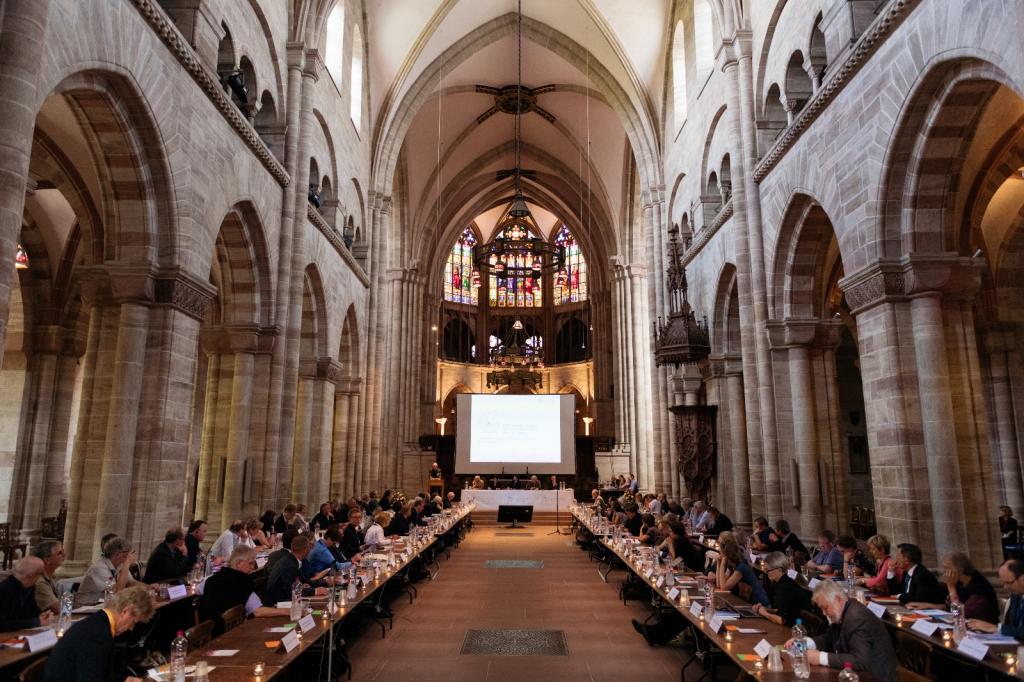 Andrea Riccardi à Bâle pour la 8e assemblée générale de la Communion d'Églises protestantes en Europe (CEPE)