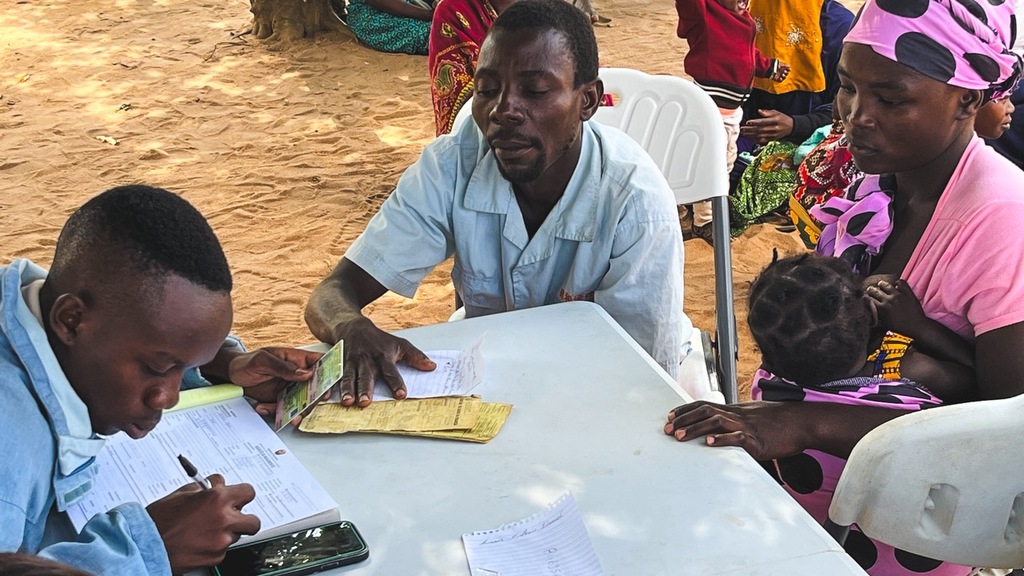 E-Registierung, E-Geburtsurkunde! Recht auf Namen, Geburtsurkunden und Personenstand für 111.000 mosambikanische Kinder. Tagung in Maputo über die neuesten Ergebnisse von 