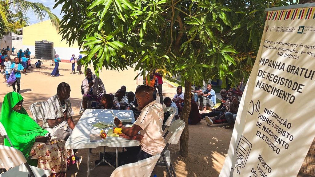 E-Registierung, E-Geburtsurkunde! Recht auf Namen, Geburtsurkunden und Personenstand für 111.000 mosambikanische Kinder. Tagung in Maputo über die neuesten Ergebnisse von 