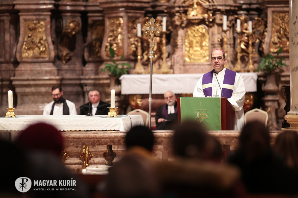 Una marcia tra le vie di Budapest e una preghiera ecumenica per chiedere pace per l'Ucraina