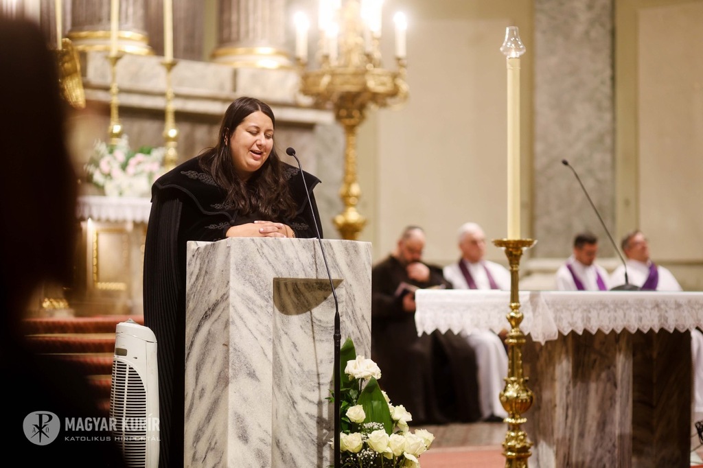 A Budapest, une prière en mémoire des porrajmos (l'holocauste des Roms) et de l'attentat de Kisléta