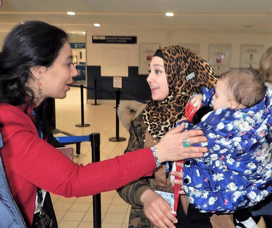 L'integrazione protegge più dei muri: nuovo arrivo di rifugiati della Siria in Francia con i corridoi umanitari