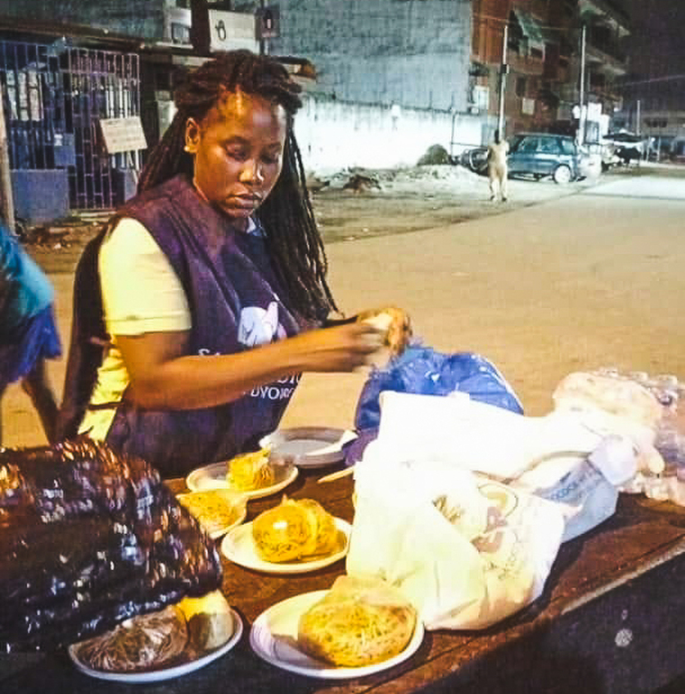 Kits escolares, distribuição de alimentos e projectos de reintegração para crianças de rua: fins-de-semana de solidariedade de Sant'Egidio na Costa do Marfim