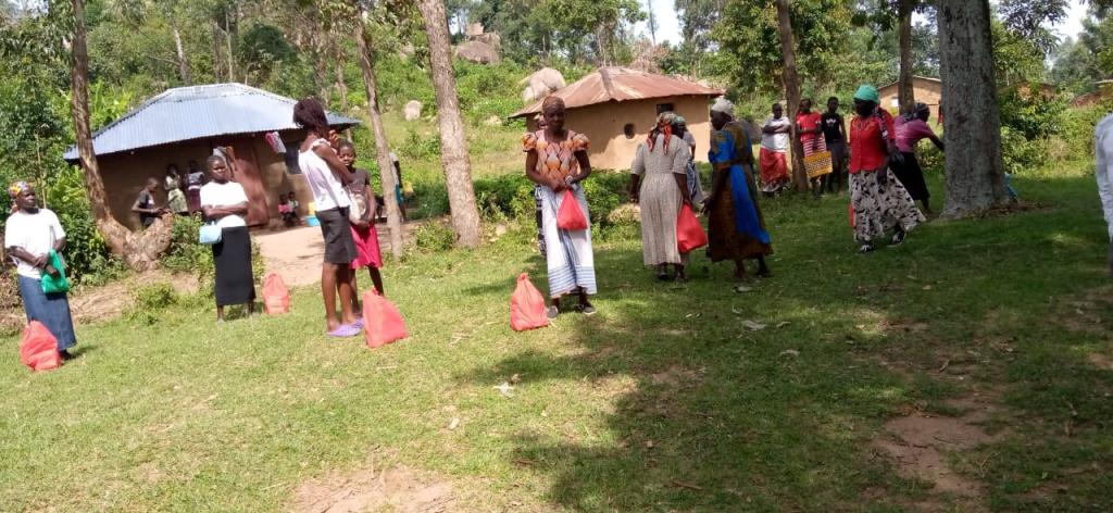 Há um isolamento a ser superado durante o Covid-19: no Quênia, Sant'Egidio entrega máscaras, gel e comida para os mais pobres