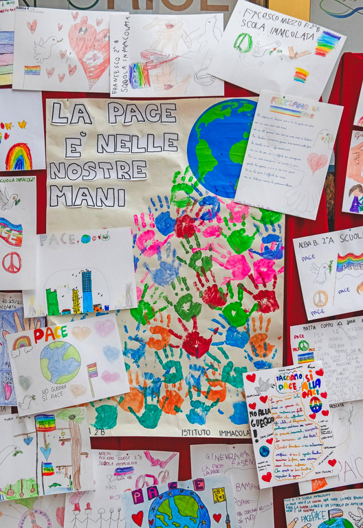A Novara, fino al 19 ottobre, “Facciamo pace?!” – La voce dei bambini sulla guerra