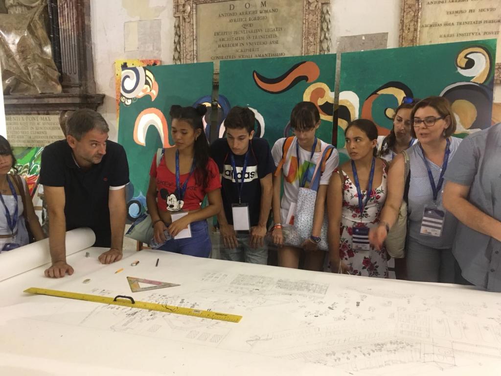 Ribuan orang muda berkumpul di Roma untuk 'Persahabatan Global dan Eropa tanpa dinding' - Saksikan VIDEO Pembukaan