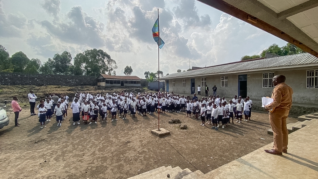 In Ostkongo, der vom Krieg heimgesucht wird, ist die Schule 