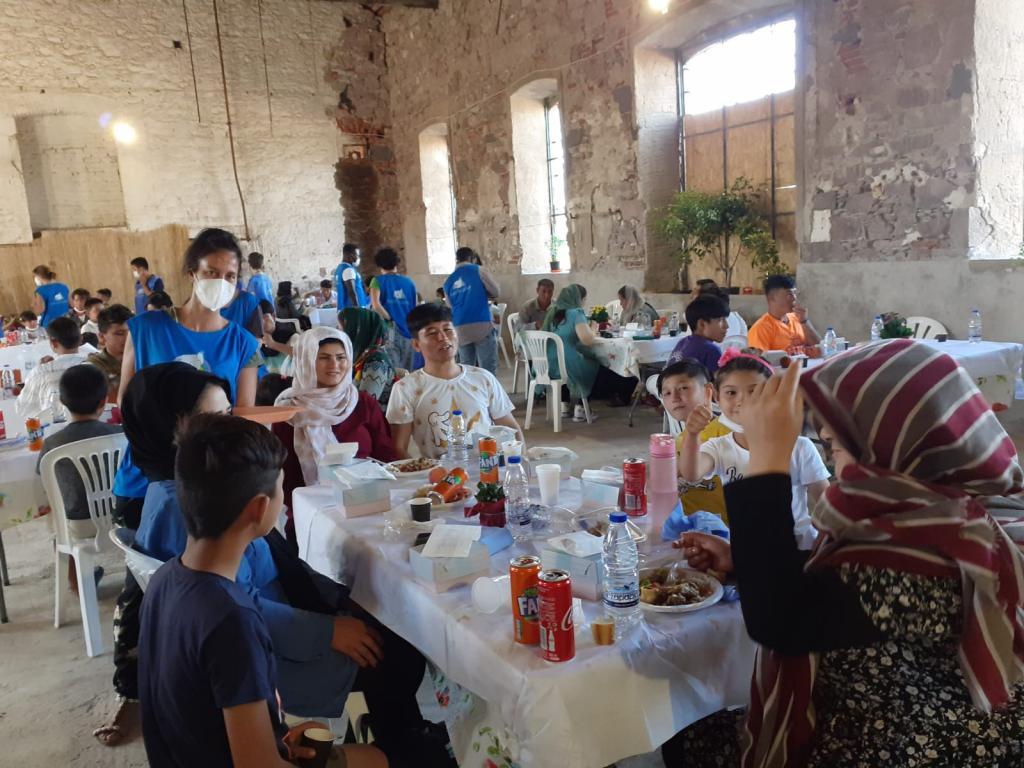 圣艾智德团体为难民成立的第一家---“团结餐厅”在莱斯沃斯岛开业。