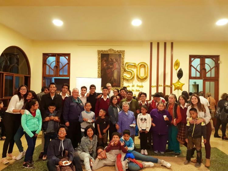 La Comunidad les ha enseñado a orar, vivir en amistad y servir a los hermanos más necesitados. 50 aniversario de Sant’Egidio en Lima