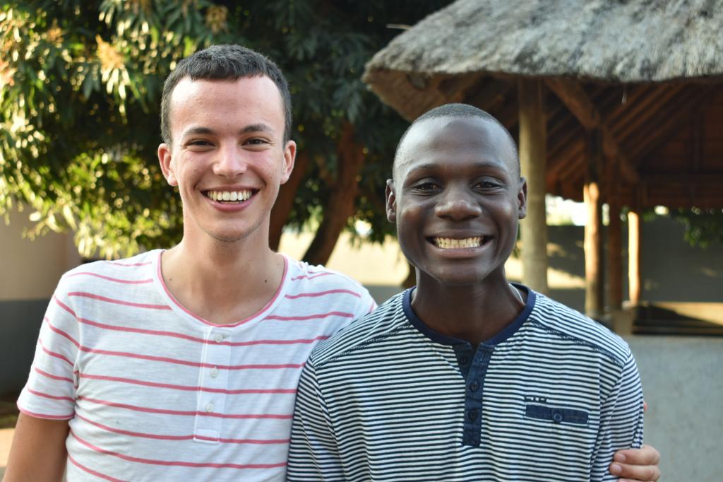 En busca de los tesoros de Mozambique con los Jóvenes por la Paz