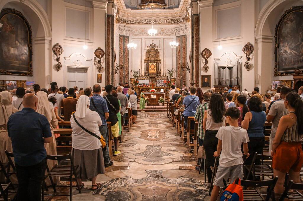 Morire di Speranza. In tanti a Catania per fare memoria dei migranti che hanno perso la vita nel tentativo di raggiungere l'Europa