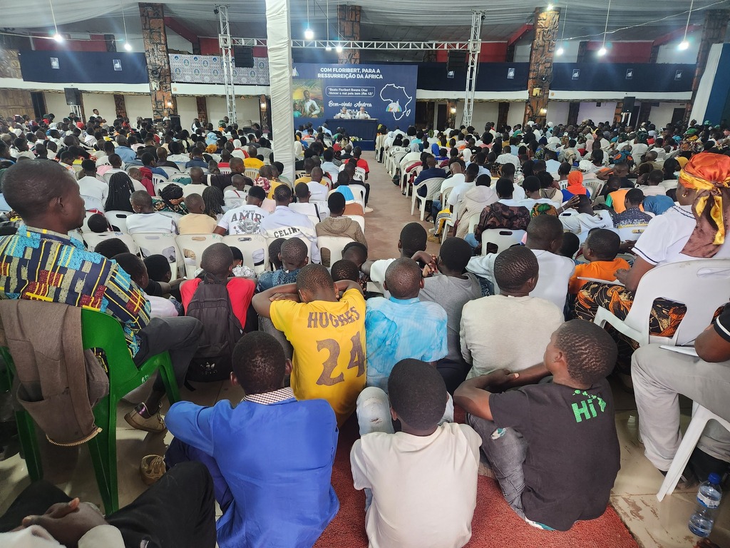 Sant'Egidio in Mozambico, un albero che dà tanti frutti: le Comunità della regione di Nampula riunite in due grandi assemblee con Andrea Riccardi