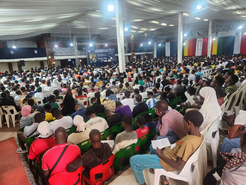 Sant'Egidio in Mozambico, un albero che dà tanti frutti: le Comunità della regione di Nampula riunite in due grandi assemblee con Andrea Riccardi
