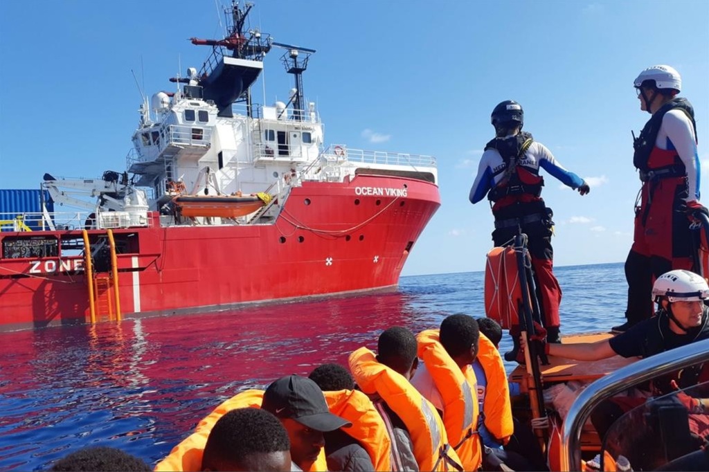 Migranten, Impagliazzo: Weitere Tragödien vermeiden, die von den NGOs geretteten Flüchtlinge sofort an Land gehen lassen