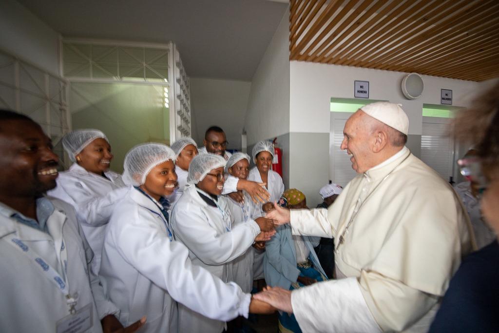 Mozambique, el papa Francisco en el centro DREAM de Sant'Egidio: 
