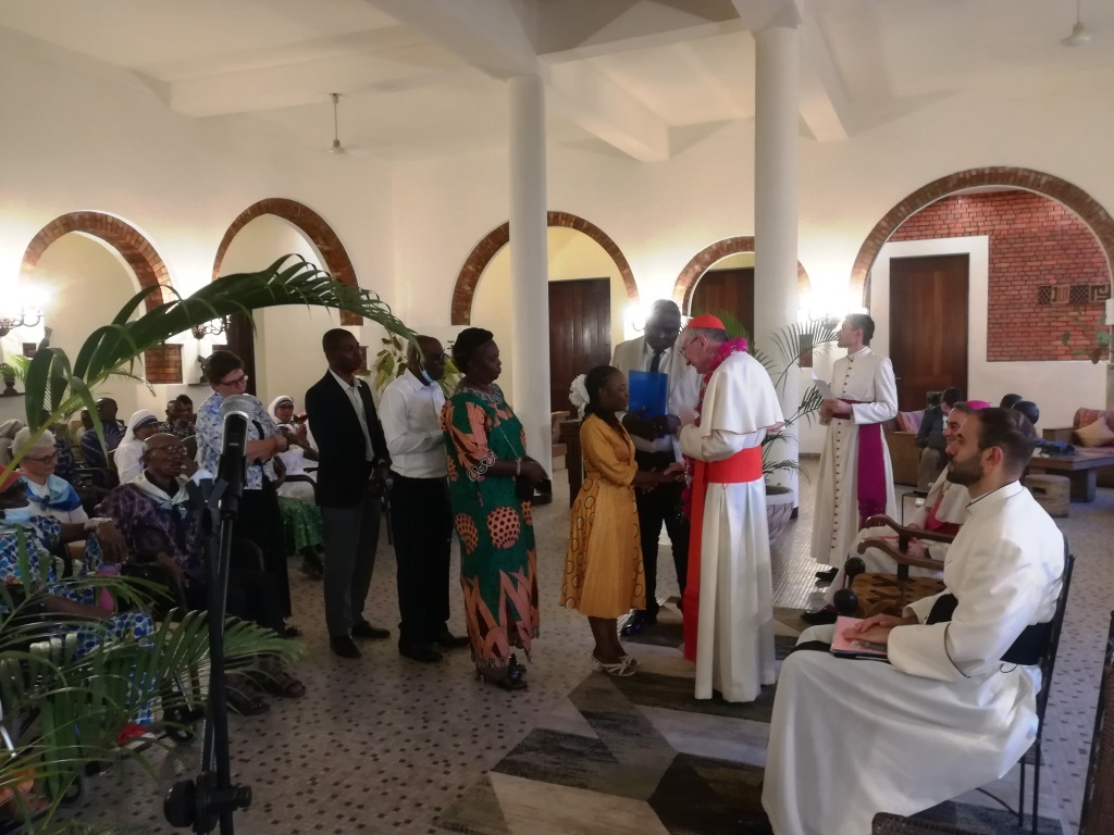 En Kinshasa, en la República Democrática del Congo, el cardenal Pietro Parolin se reunió con una delegación del programa DREAM