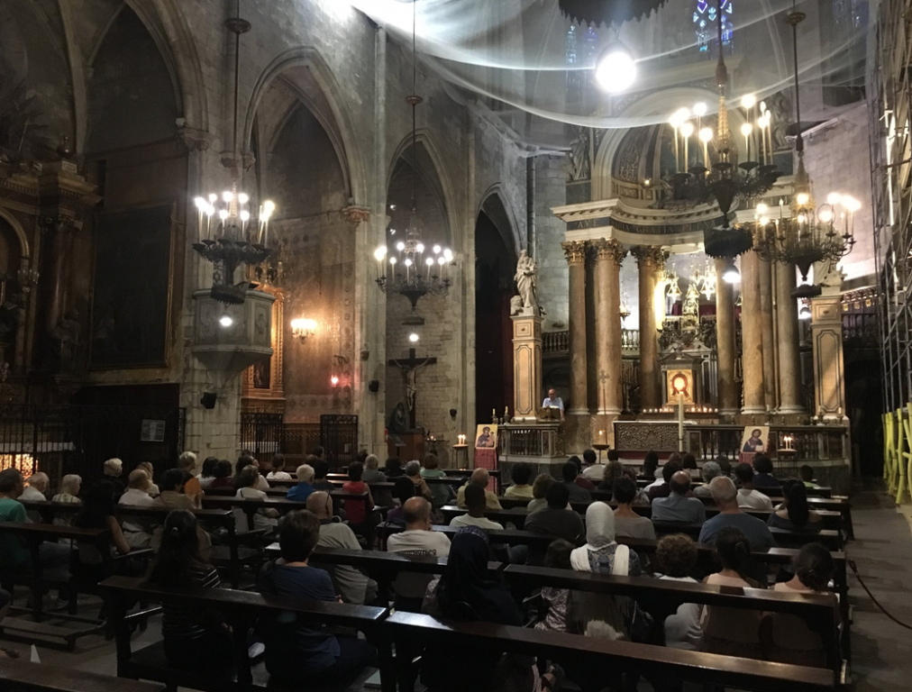 Un anno dopo il terribile attentato alle Ramblas di Barcellona: la memoria delle vittime e la preghiera per la pace