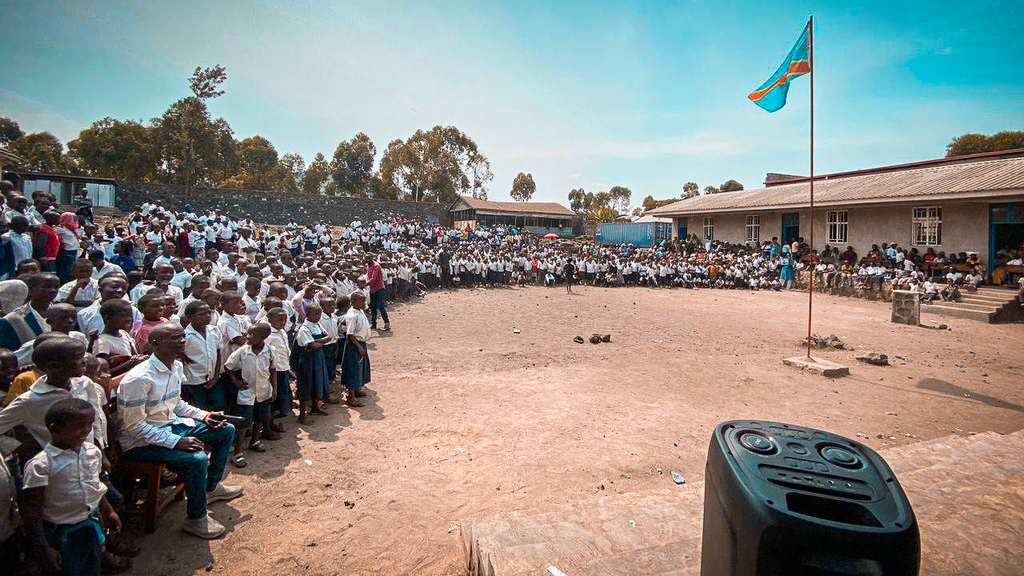 A Escola da Paz Bwana Chui: um refúgio seguro para as crianças no meio da violência no Kivu do Norte