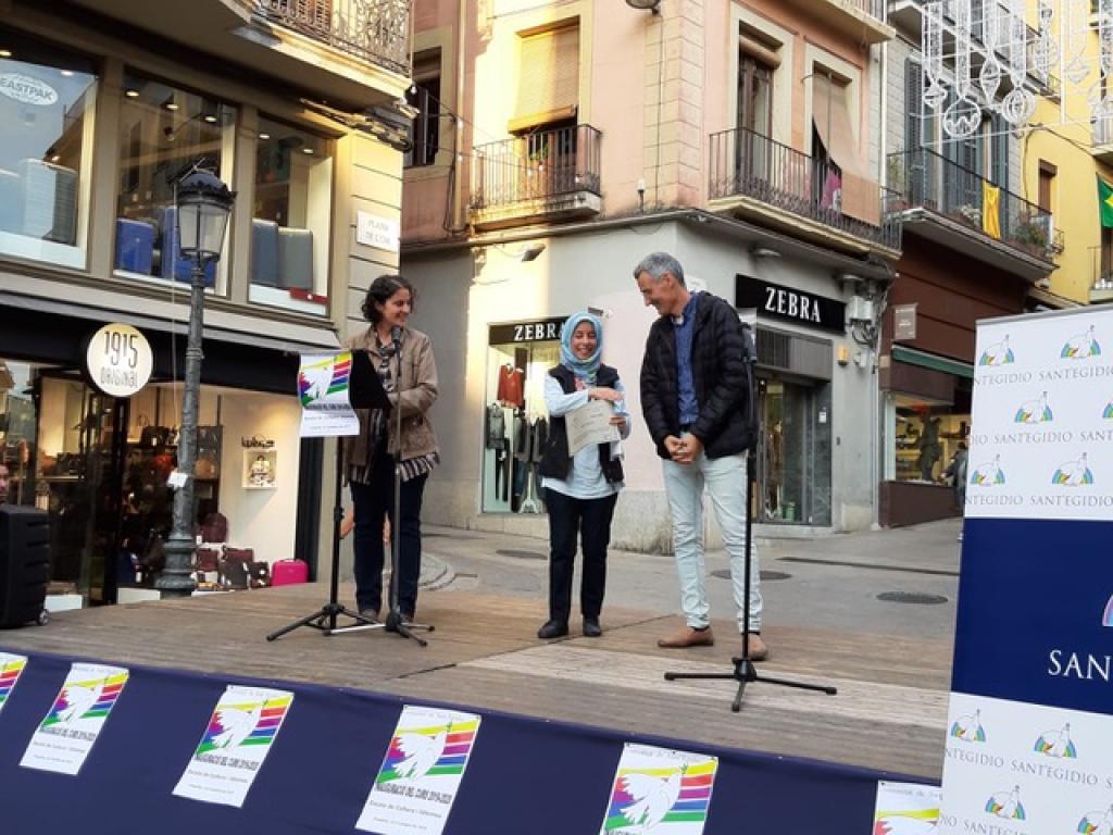 En Manresa se aprende catalán y español con Sant’Egidio. Fiesta de entrega de diplomas de la Escuela de lengua y cultura para inmigrantes