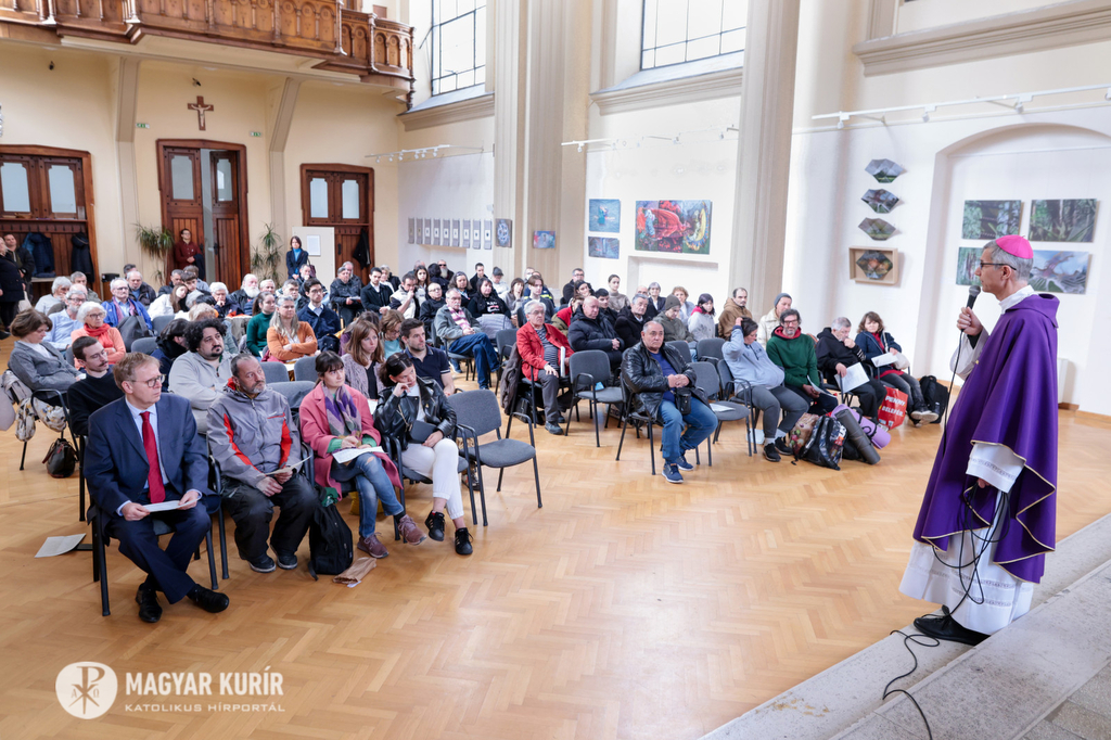 Gedenkgebet der Gemeinschaft Sant'Egidio für die verstorbenen Obdachlosen in Budapest