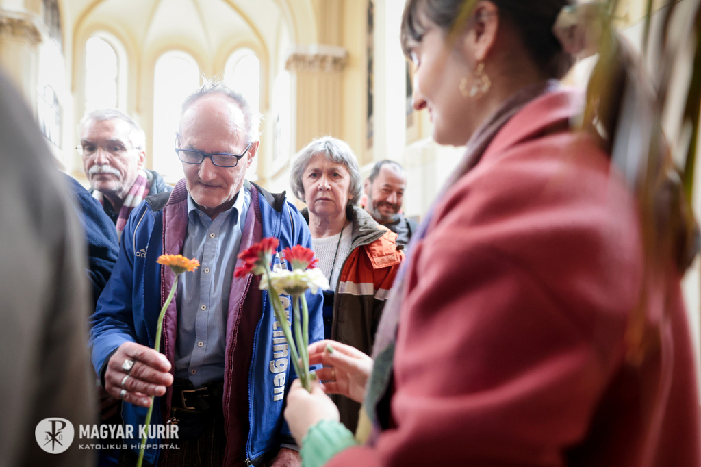 La Comunità di Sant'Egidio ricorda i senzatetto defunti con una celebrazione a Budapest