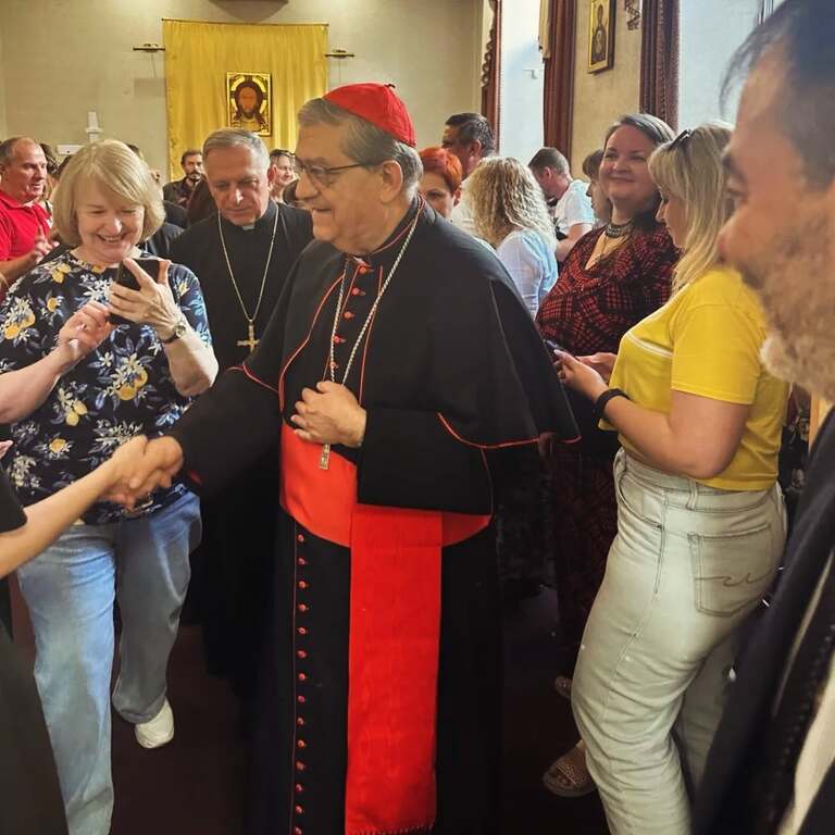 Il card. Crescenzio Sepe, in visita in Ucraina, ha incontrato la Comunità di Sant'Egidio di Leopoli e visitato il centro di accoglienza e aiuto umanitario alle vittime della guerra