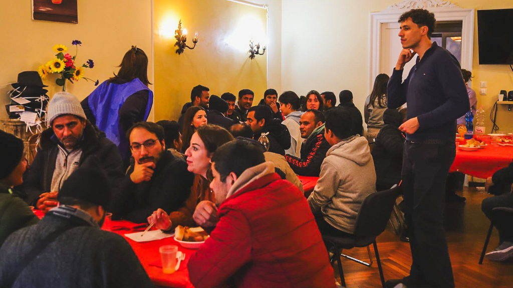 En Trieste los Jóvenes por la Paz acogen a los migrantes de la ruta balcánica