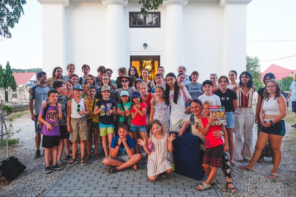 A week's holiday in Gyenesdiás, Hungary, with refugee children and mothers from Ukraine