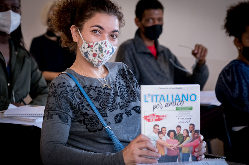 Sant'Egidio insegna l'italiano: 535 allievi meritano il diploma