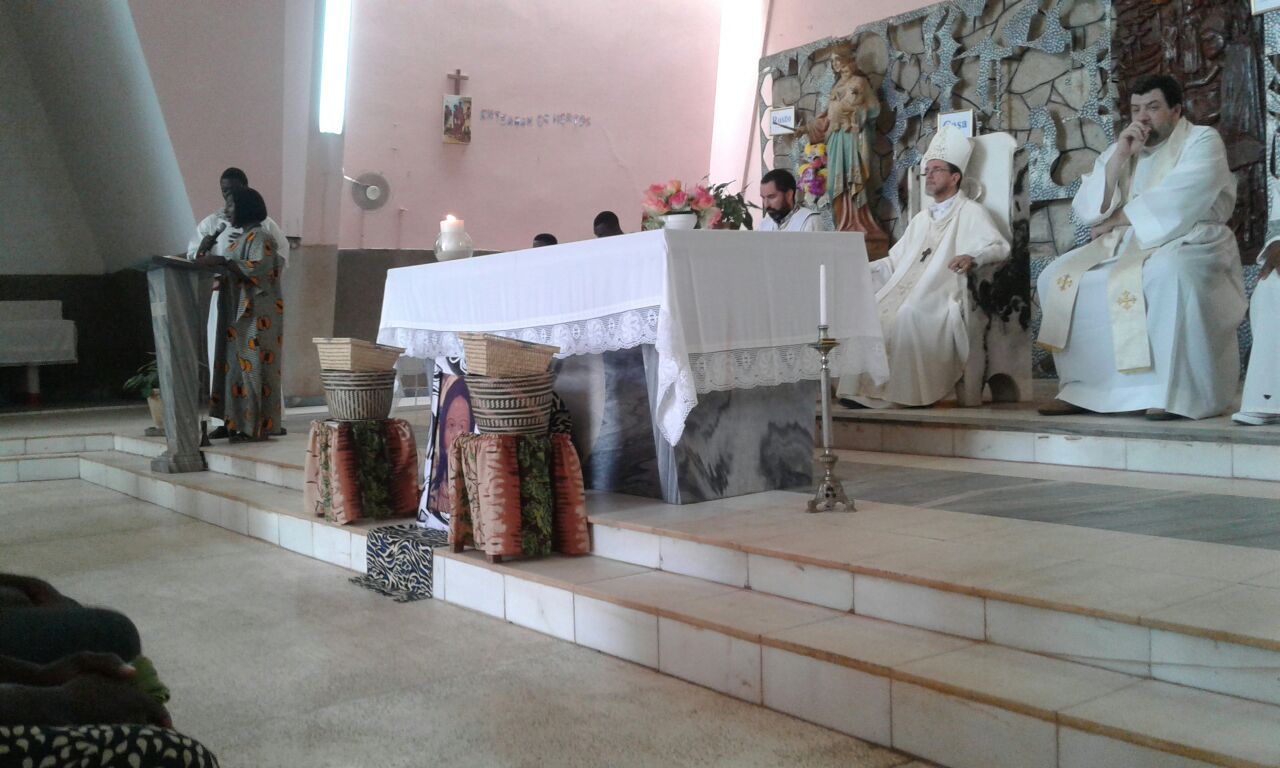 A Pemba (Mozambico) festeggiando i 50 anni della Comunità di Sant'Egidio