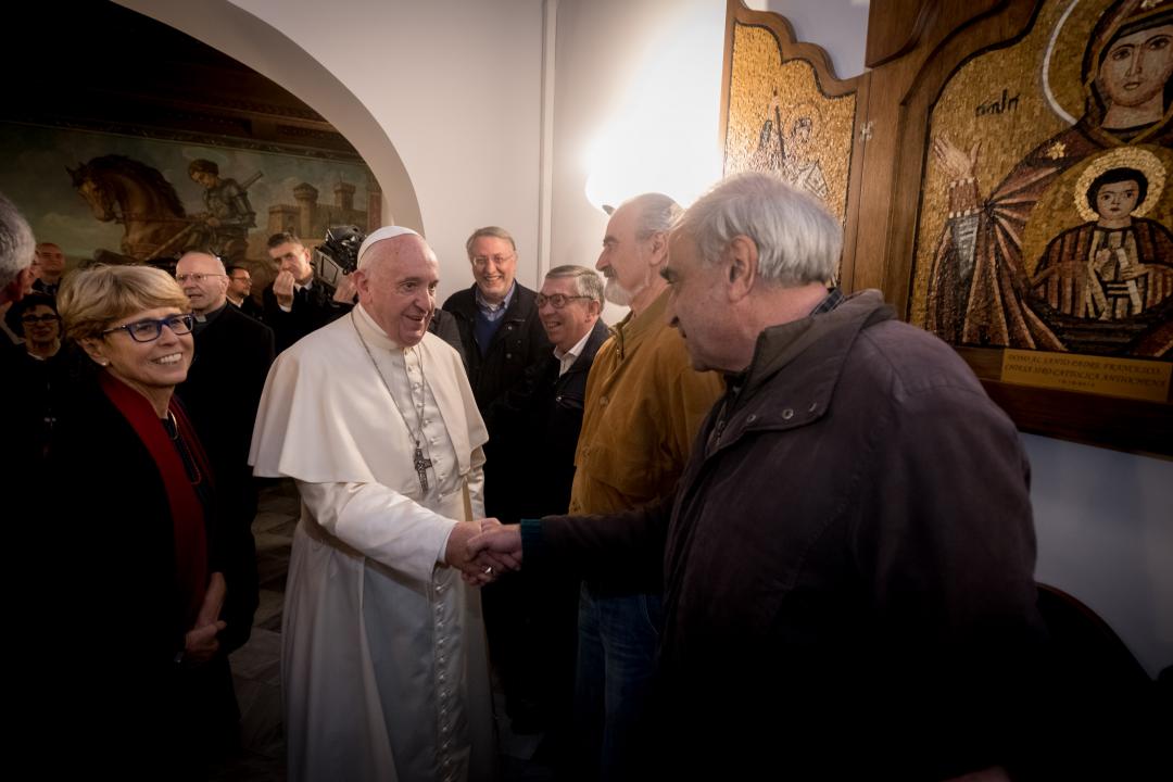 La bella casa per i senza dimora inaugurata da Papa Francesco: Palazzo Migliori, vicino al Colonnato di San Pietro