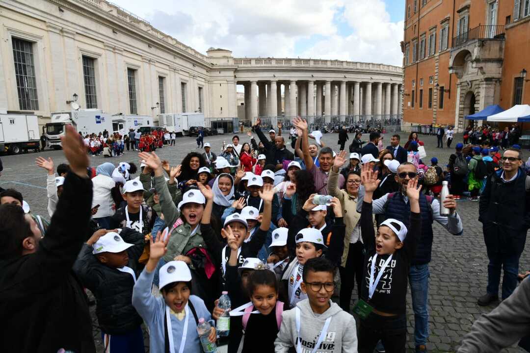 I bambini incontrano Papa Francesco